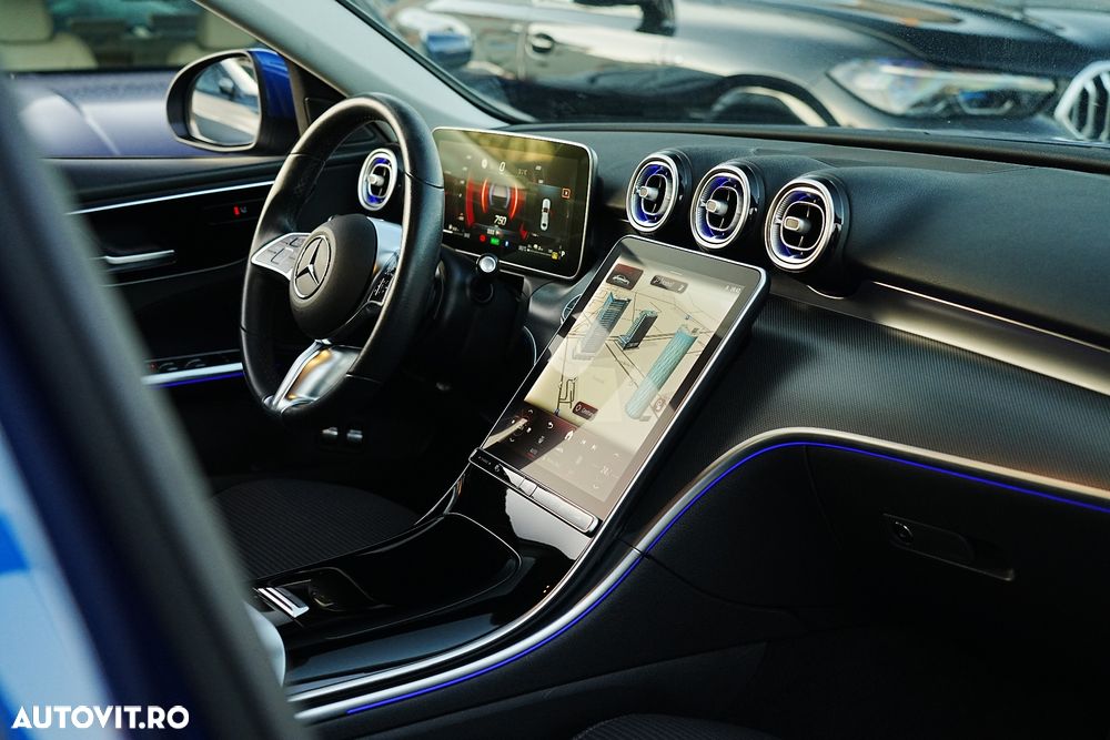 Mercedes-Benz C - 25