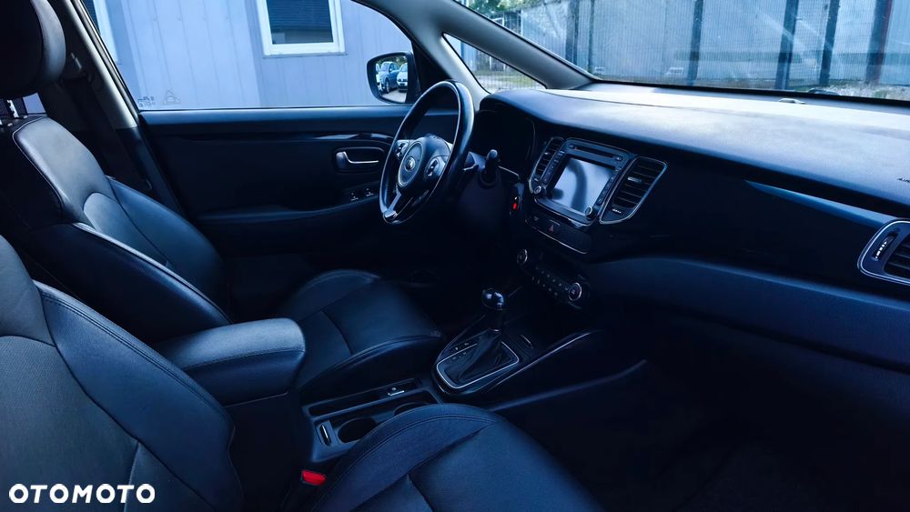 Kia Carens 1.7 CRDi Spirit - 26