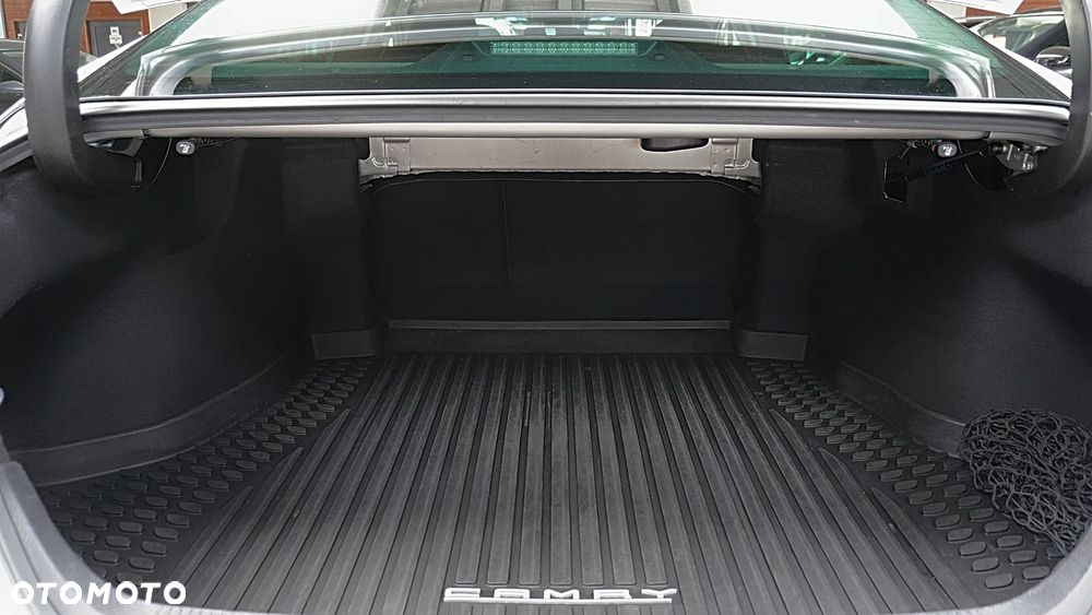 Toyota Camry 2.5 Hybrid Executive CVT - 13
