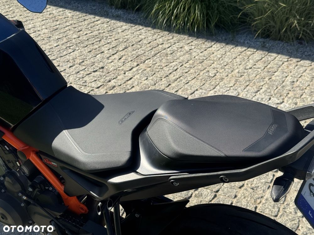 KTM DUKE 890 - 13