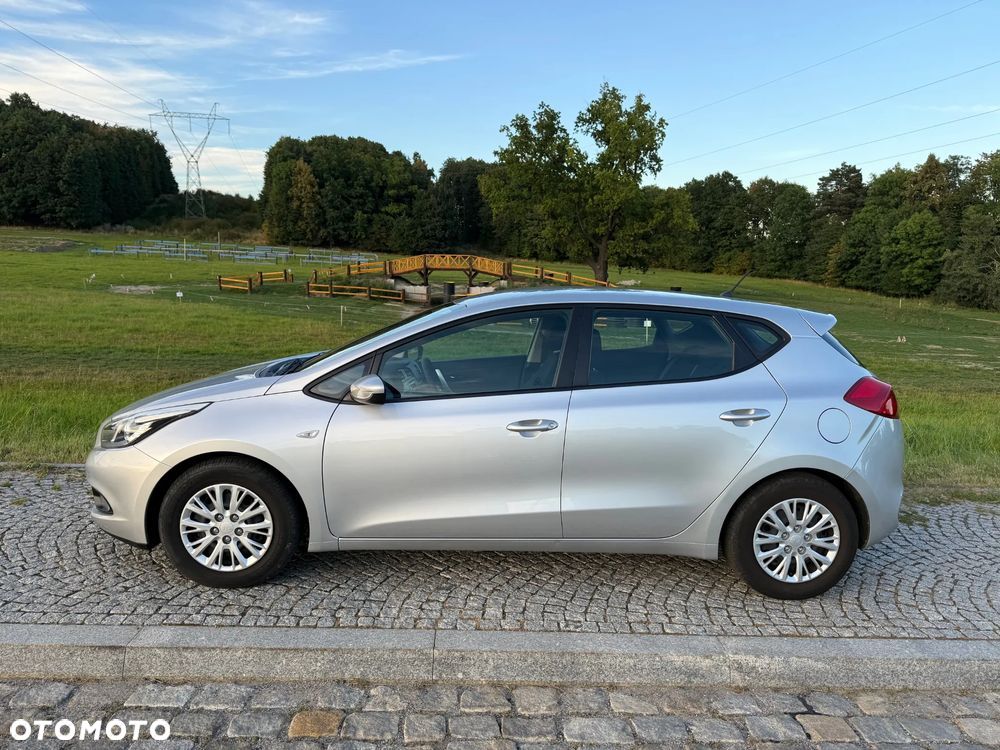 Kia Ceed - 6