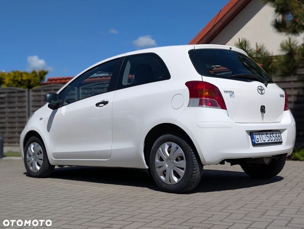 Toyota Yaris - 2