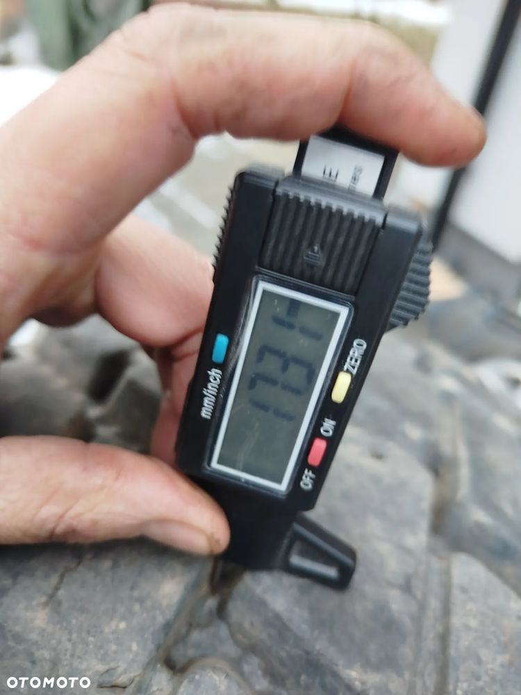 13R22.5 154K Continental HDC1 1 x 17mm - 11