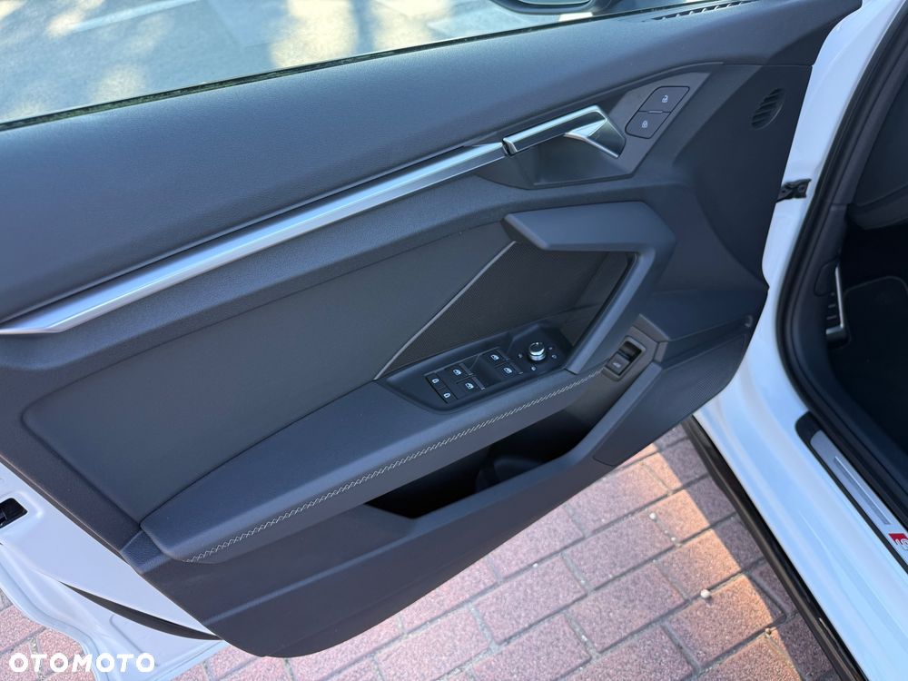 Audi A3 Limousine 40 TDI quattro S tronic edition one - 17