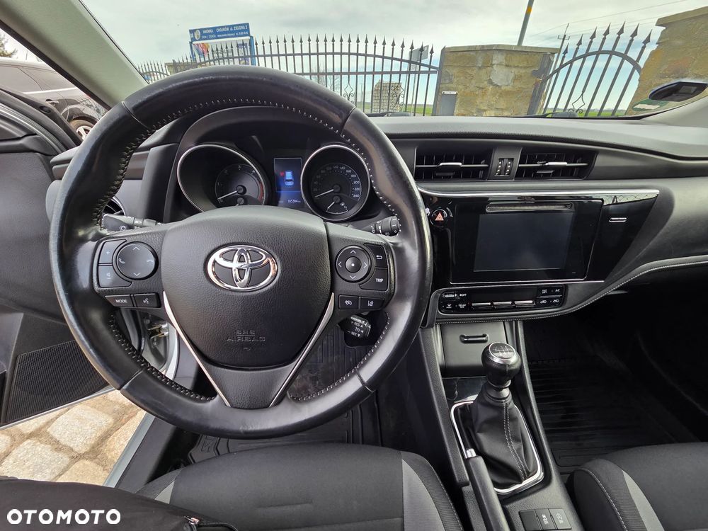 Toyota Auris 1.6 D-4D Edition-S - 9