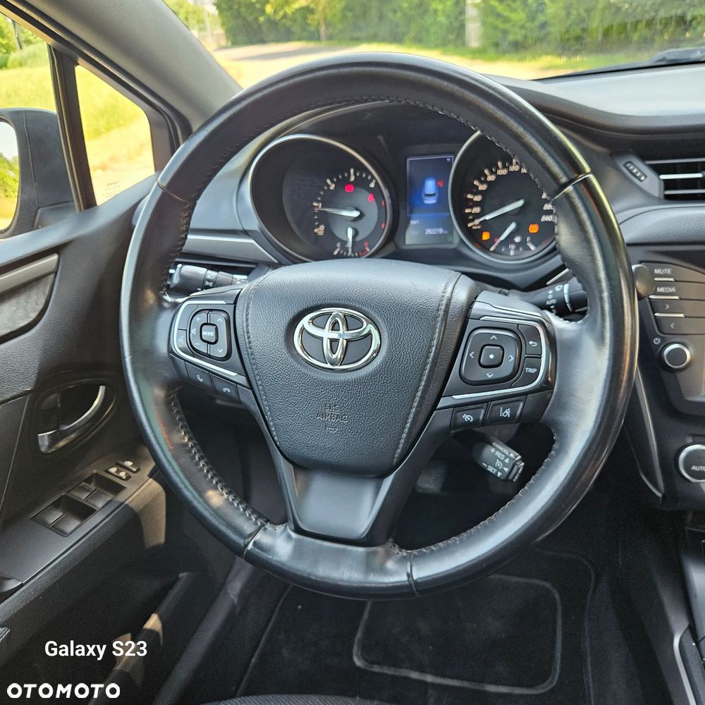 Toyota Avensis 2.0 D-4D Active Business - 32