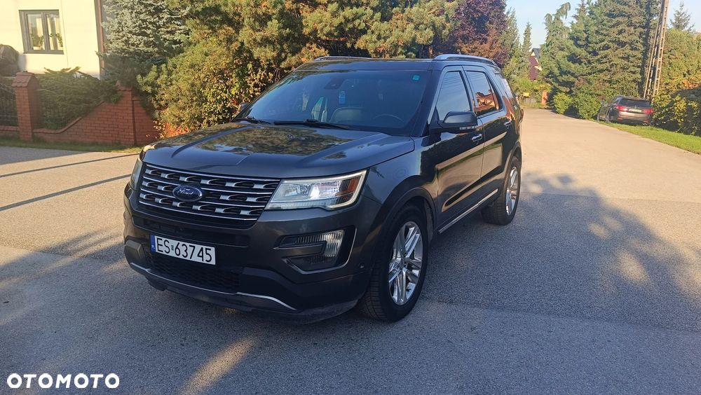 Ford Explorer - 2