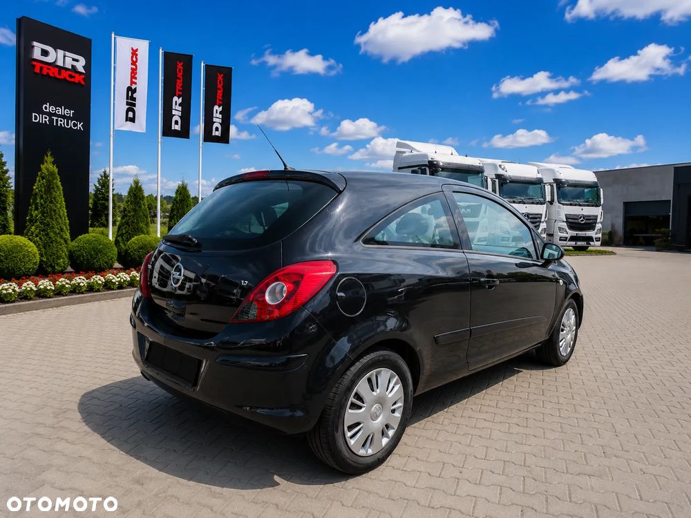 Opel Corsa 1.2 16V Cosmo - 5