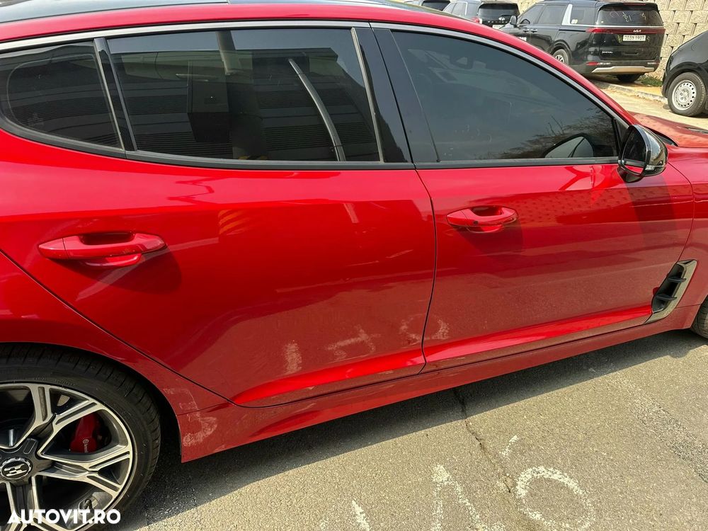 Kia Stinger 2.0 T-GDI GT Line - 8