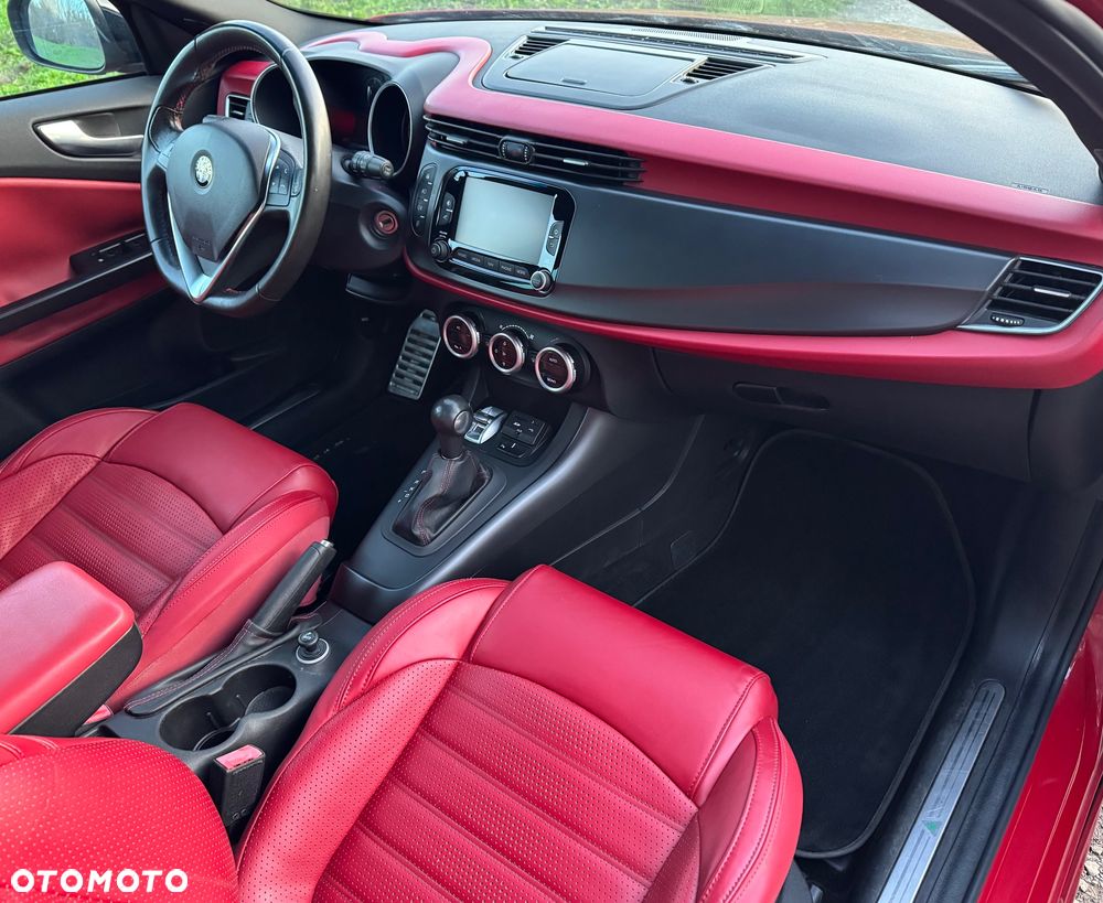Alfa Romeo Giulietta 1750 TBi QV TCT - 6