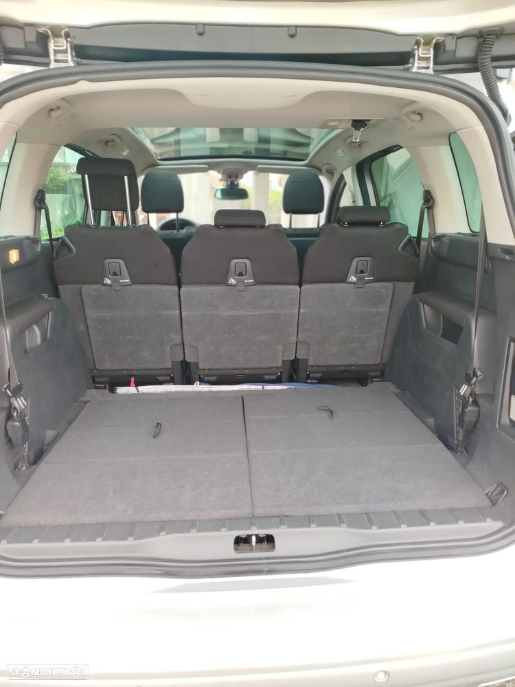 Peugeot 5008 - 3