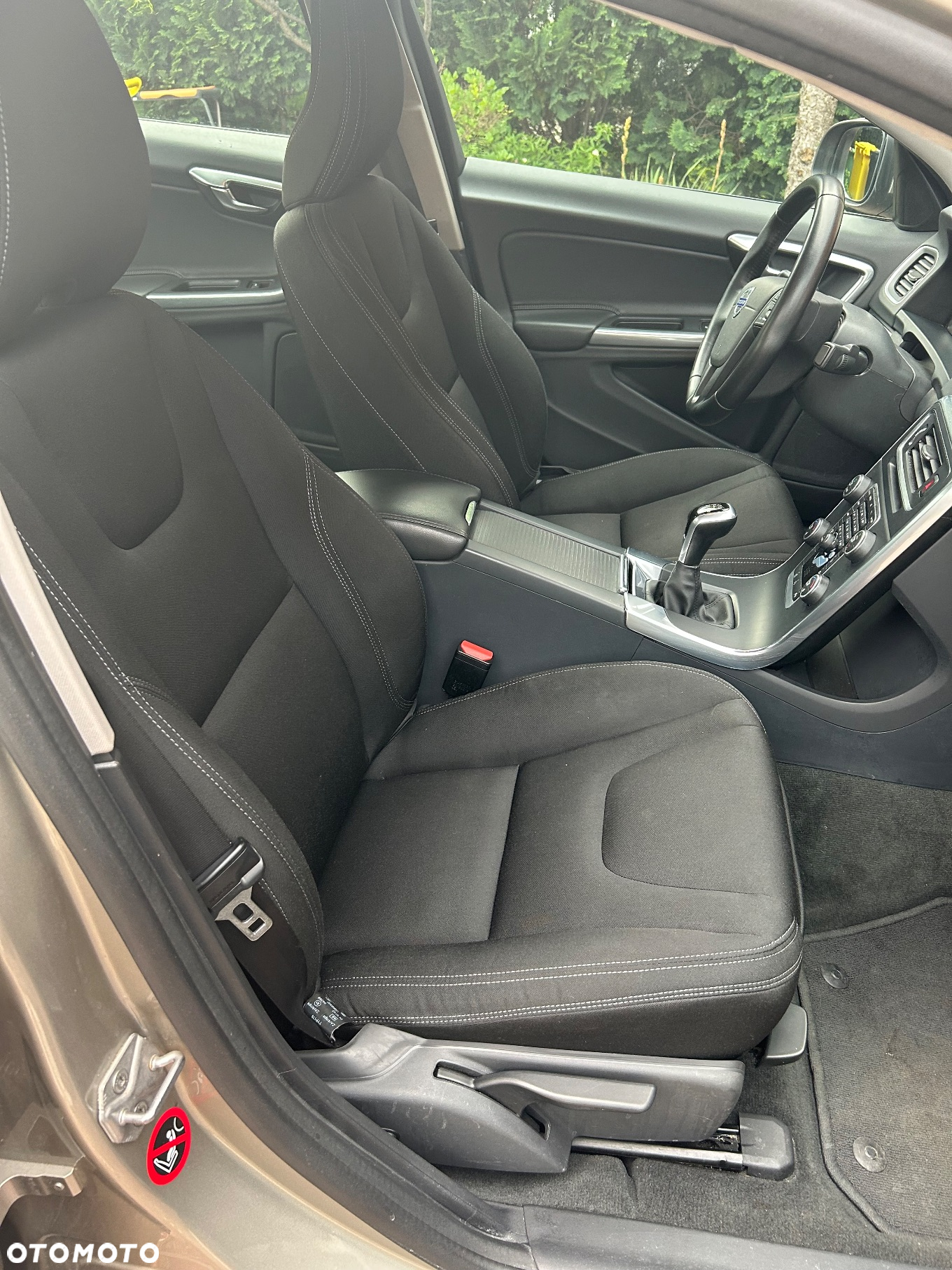 Volvo S60 D4 Drive-E Momentum - 17