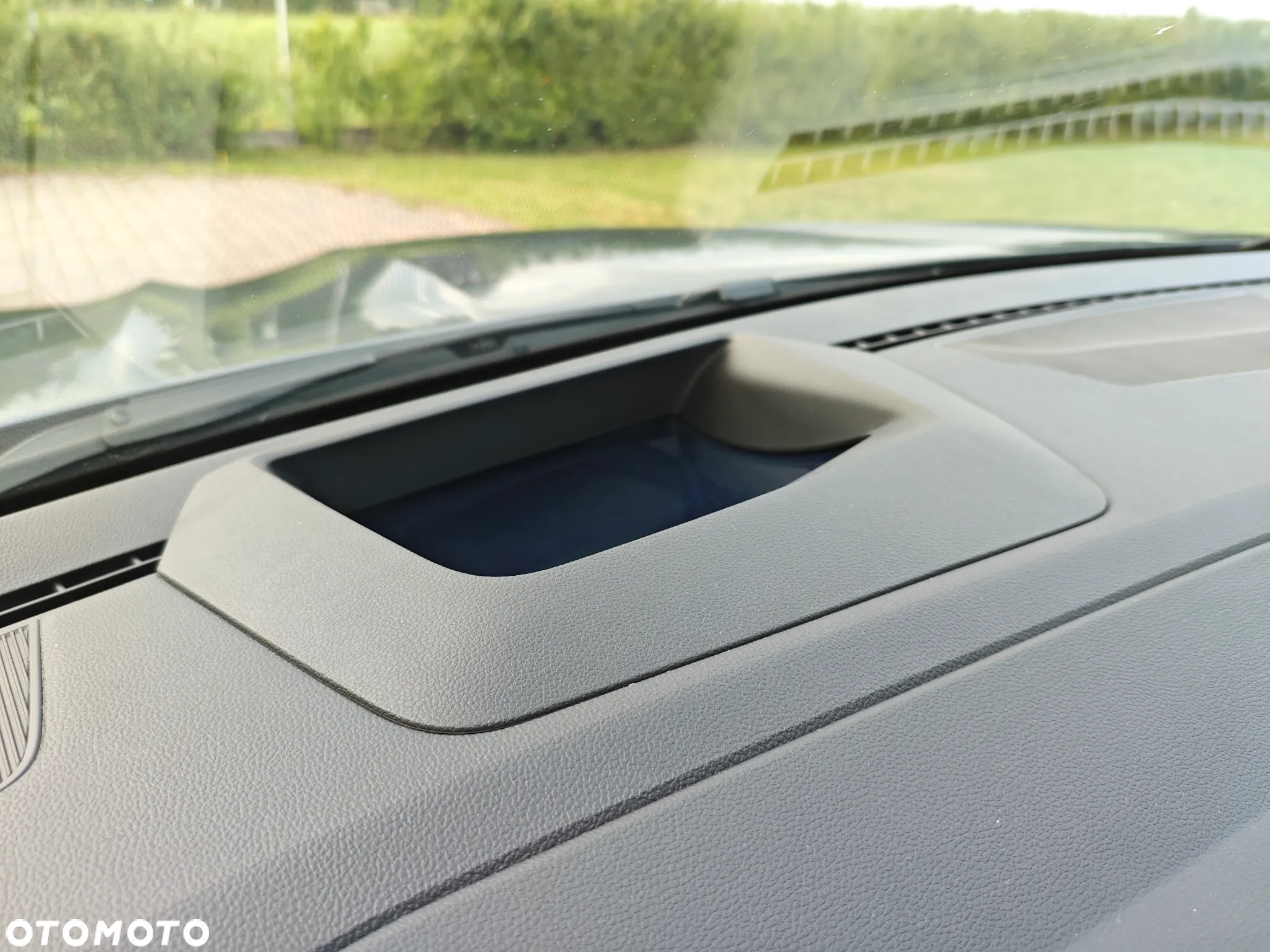 Renault Austral E-Tech Full Hybrid 200 Iconic - 14