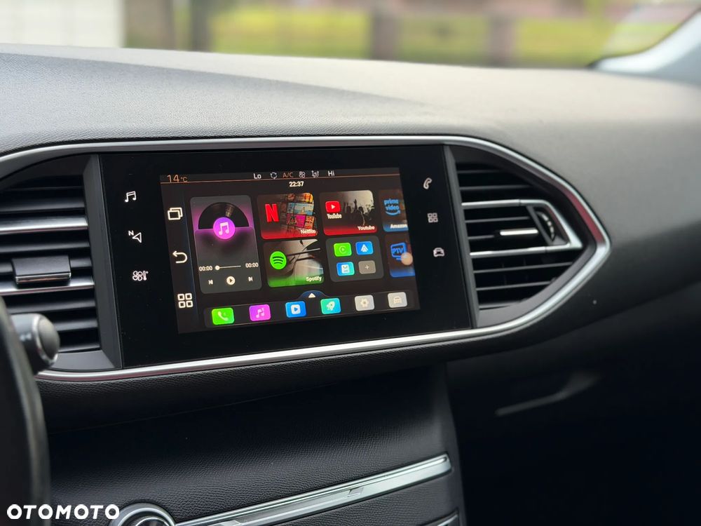 Peugeot 308 1.2 PureTech Allure S&S - 37