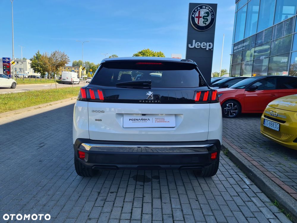 Peugeot 3008 1.2 PureTech Allure Pack S&S EAT8 - 9