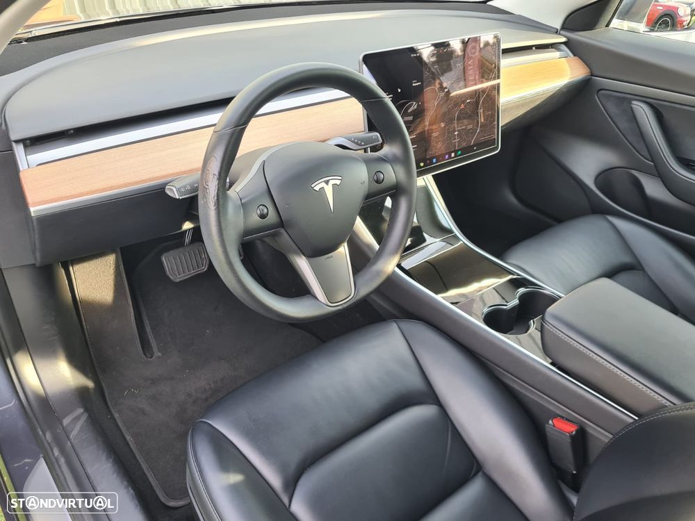Tesla Model 3 Standard Range Plus RWD - 5