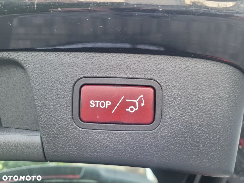 Mercedes-Benz GLA 200 7G-DCT Style - 7