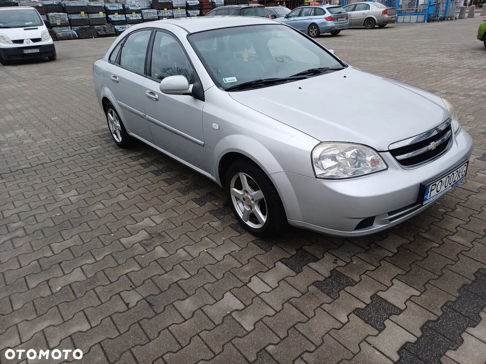 Chevrolet Lacetti - 2