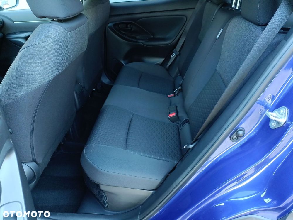 Toyota Yaris Cross Hybrid 1.5 Comfort 4x4 - 11