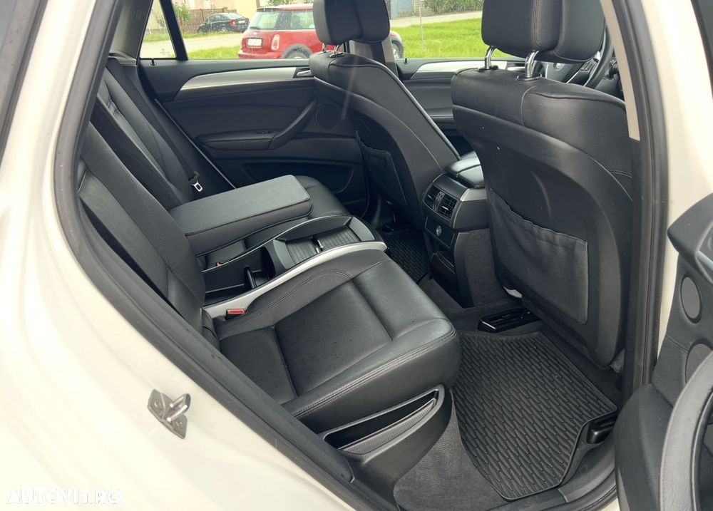 BMW X6 xDrive40d - 9