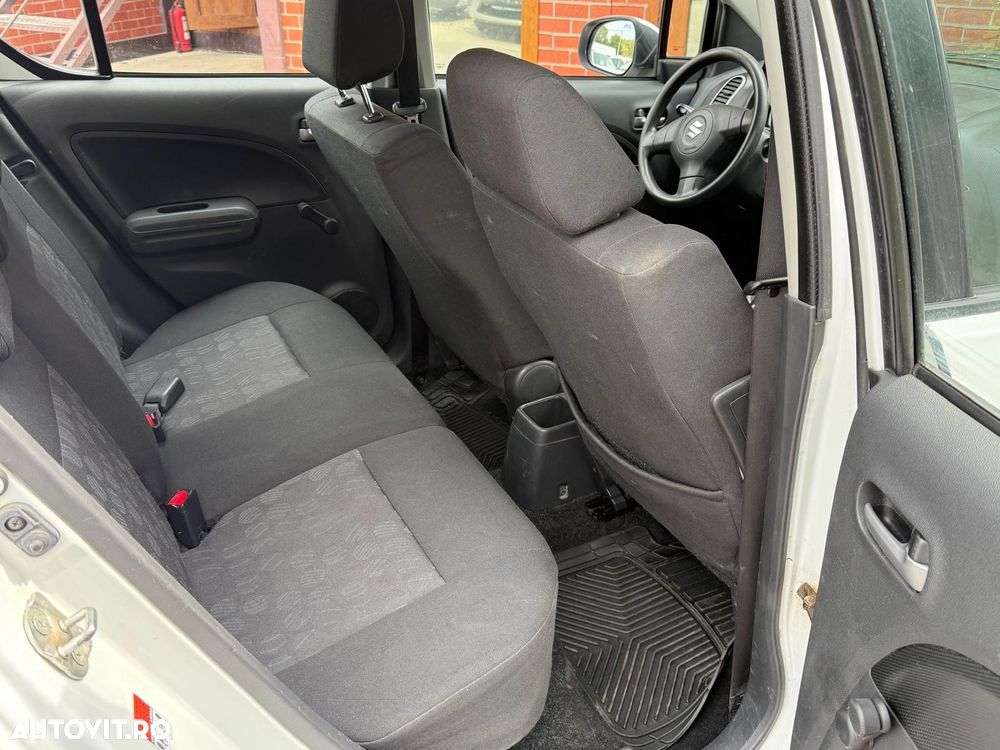 Suzuki Splash - 17
