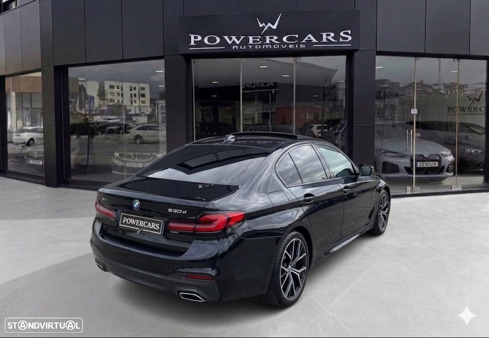 BMW 530 e Pack Desportivo M - 13