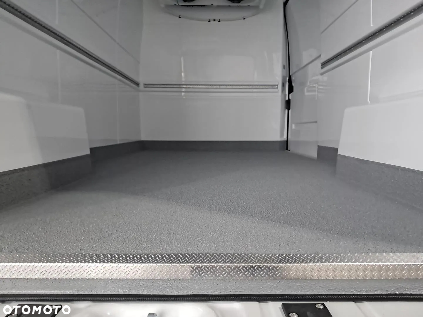 Toyota Proace Max - 10
