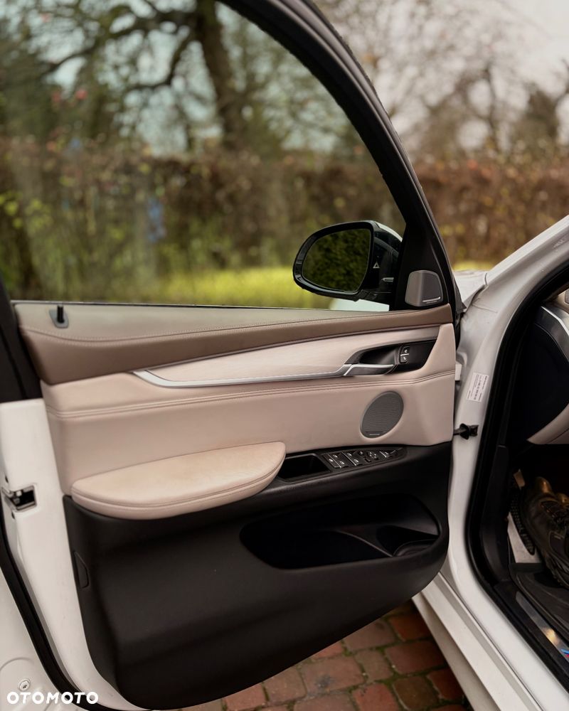 BMW X6 xDrive40d - 10