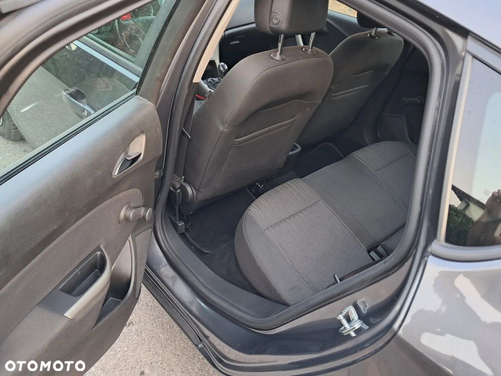 Opel Astra 1.6 Edition - 11