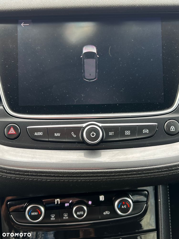 Opel Grandland X 1.2 Start/Stop Business INNOVATION - 10