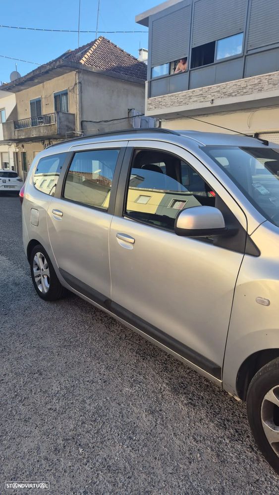 Dacia Lodgy 1.5 dCi Confort 7L - 7