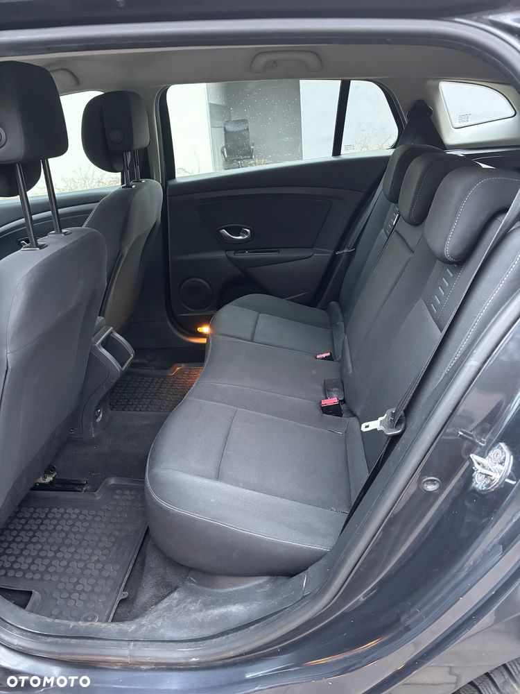 Renault Megane 1.6 16V Expression - 9