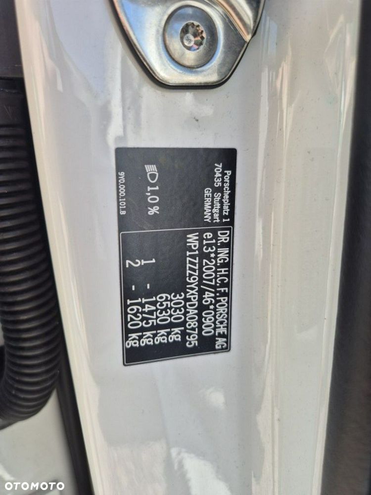 Porsche Cayenne - 25