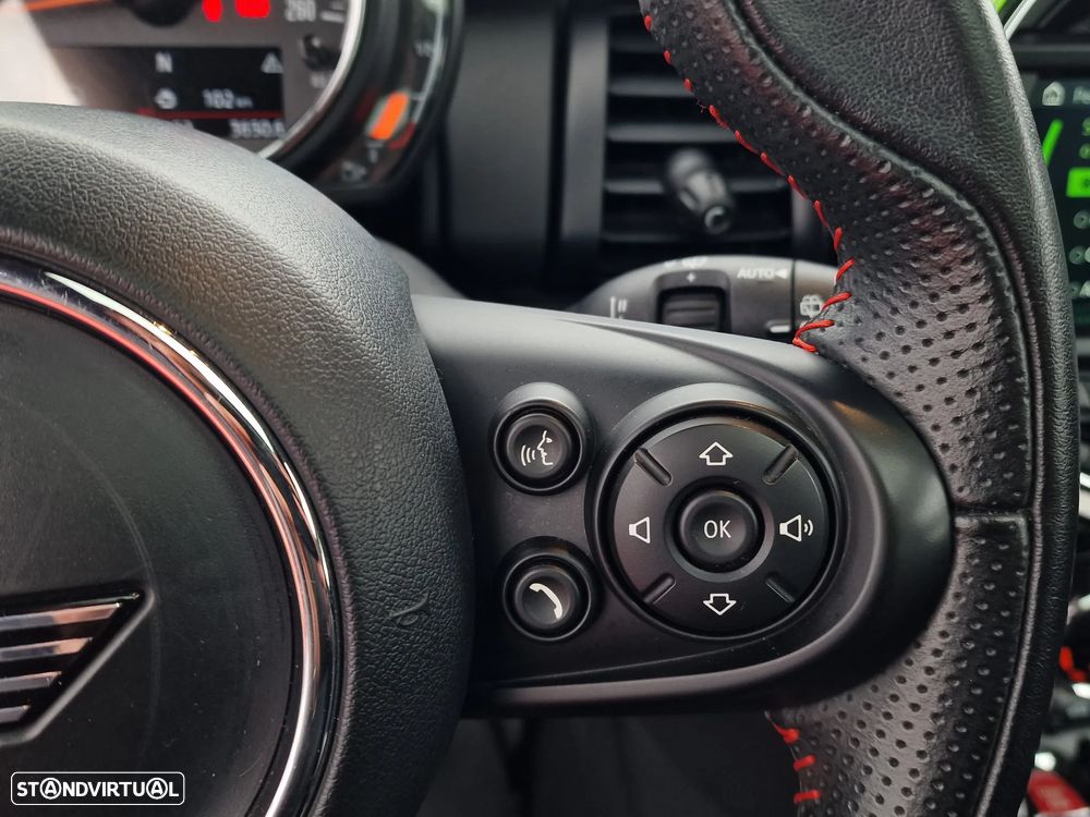 MINI 3 Portas One - 20