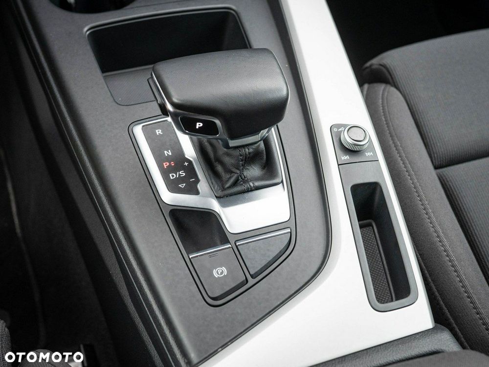 Audi A4 Avant 35 TFSI mHEV S tronic - 17