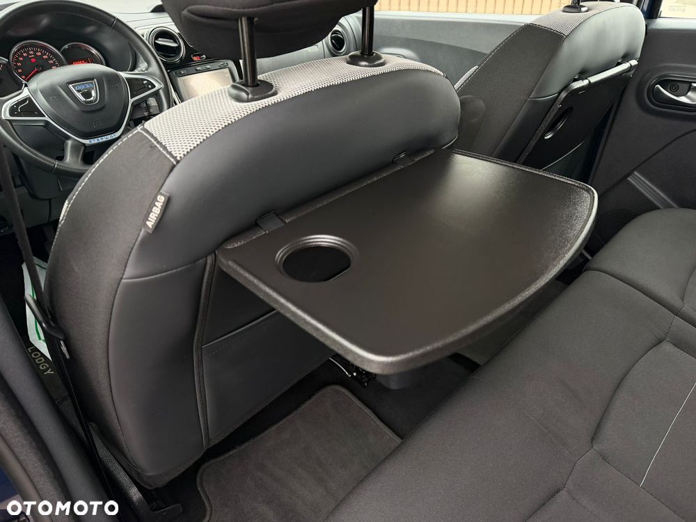 Dacia Lodgy TCe 115 Stepway - 23