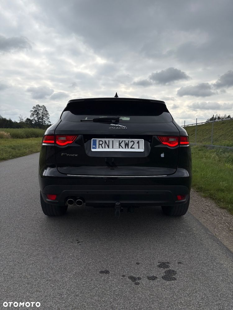 Jaguar F-Pace - 7