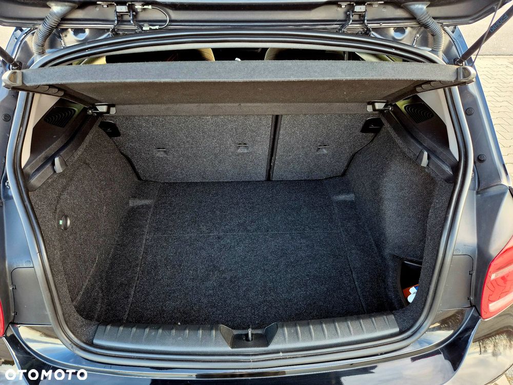 BMW Seria 1 118d Sport Line - 30