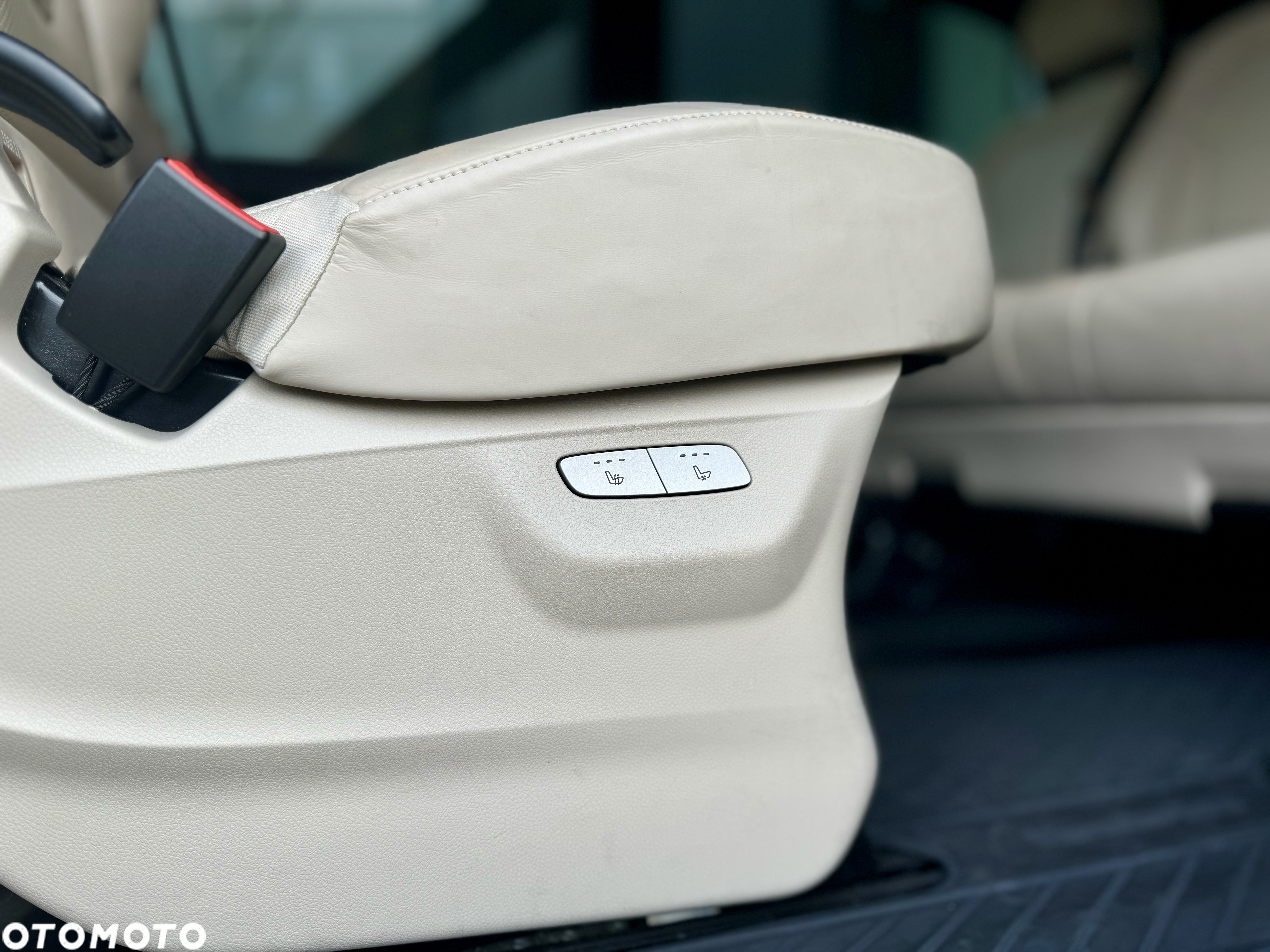 Mercedes-Benz Klasa V 300 d Exclusive 9G-Tronic (d³ugi) - 30