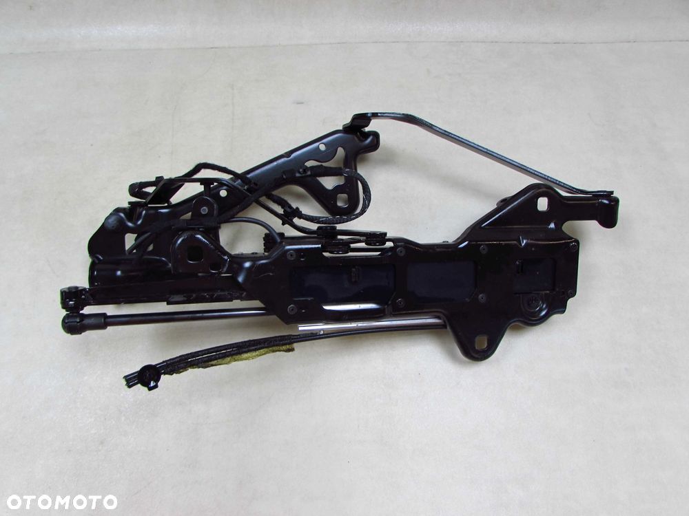VOLVO C70 II CABRIO 06-13 ZAMEK RYGIEL SILOWNIK KLAPY DACHU TYL LEWY 31256553 - 4