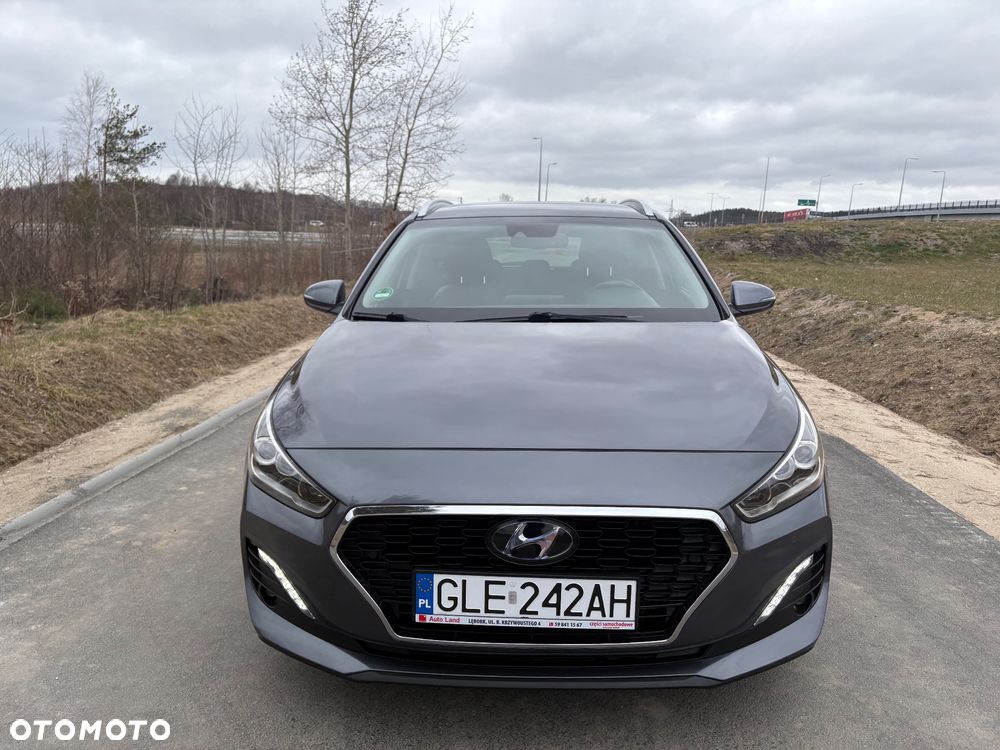 Hyundai i30 1.6 CRDI Premium DCT - 2