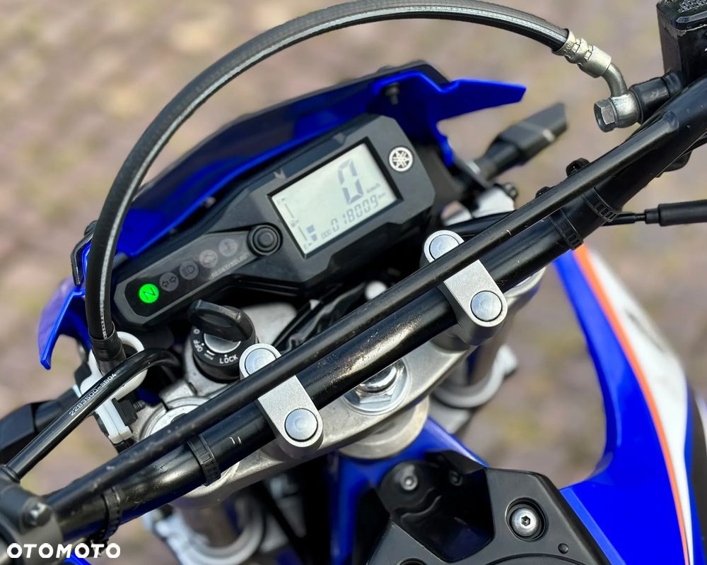 Yamaha WR - 7