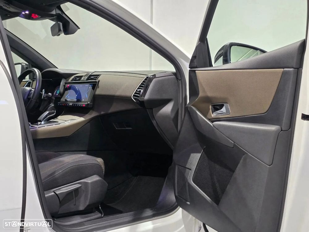 DS DS7 Crossback E-Tense Bastille+ EAT8 - 31
