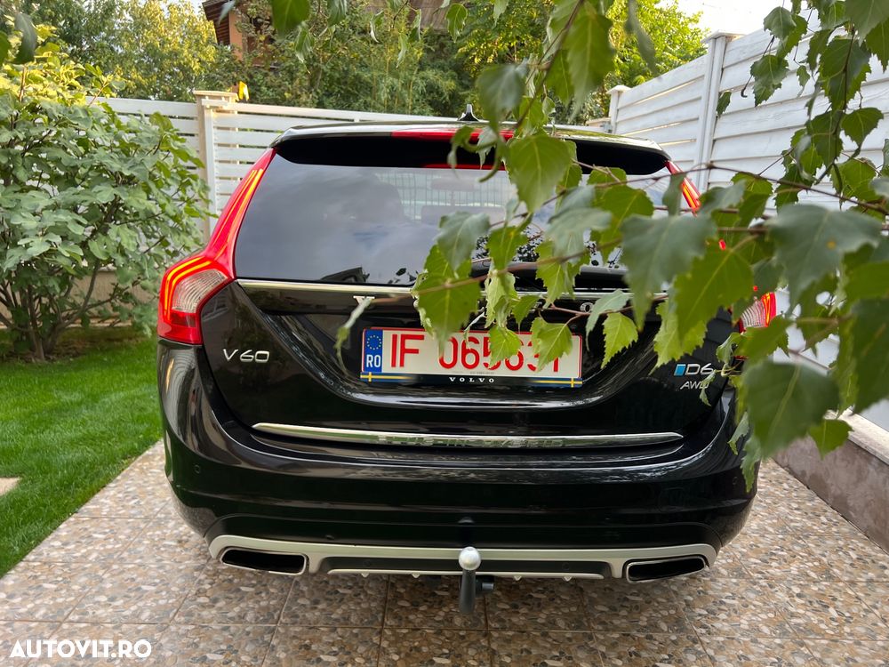 Volvo V60 D6 Plug-In-Hybrid AWD Geartronic Summum - 11