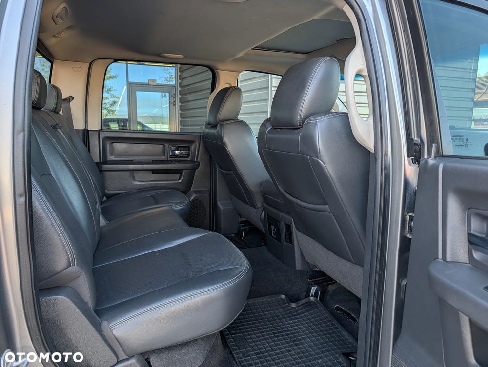 Dodge RAM 5.7 4x4 - 15
