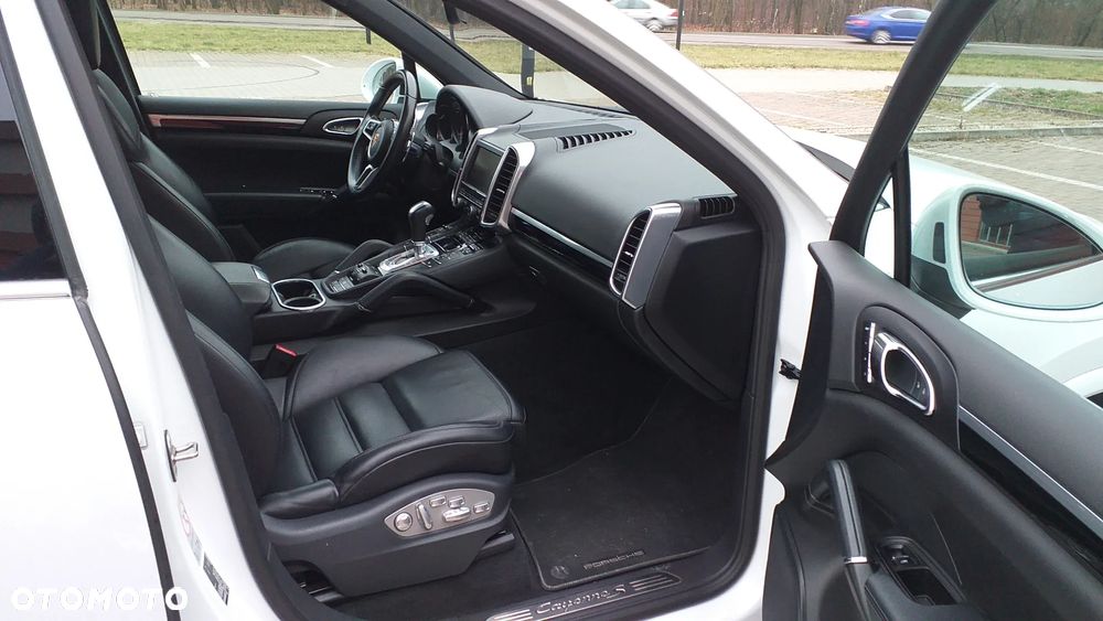 Porsche Cayenne S Diesel - 13
