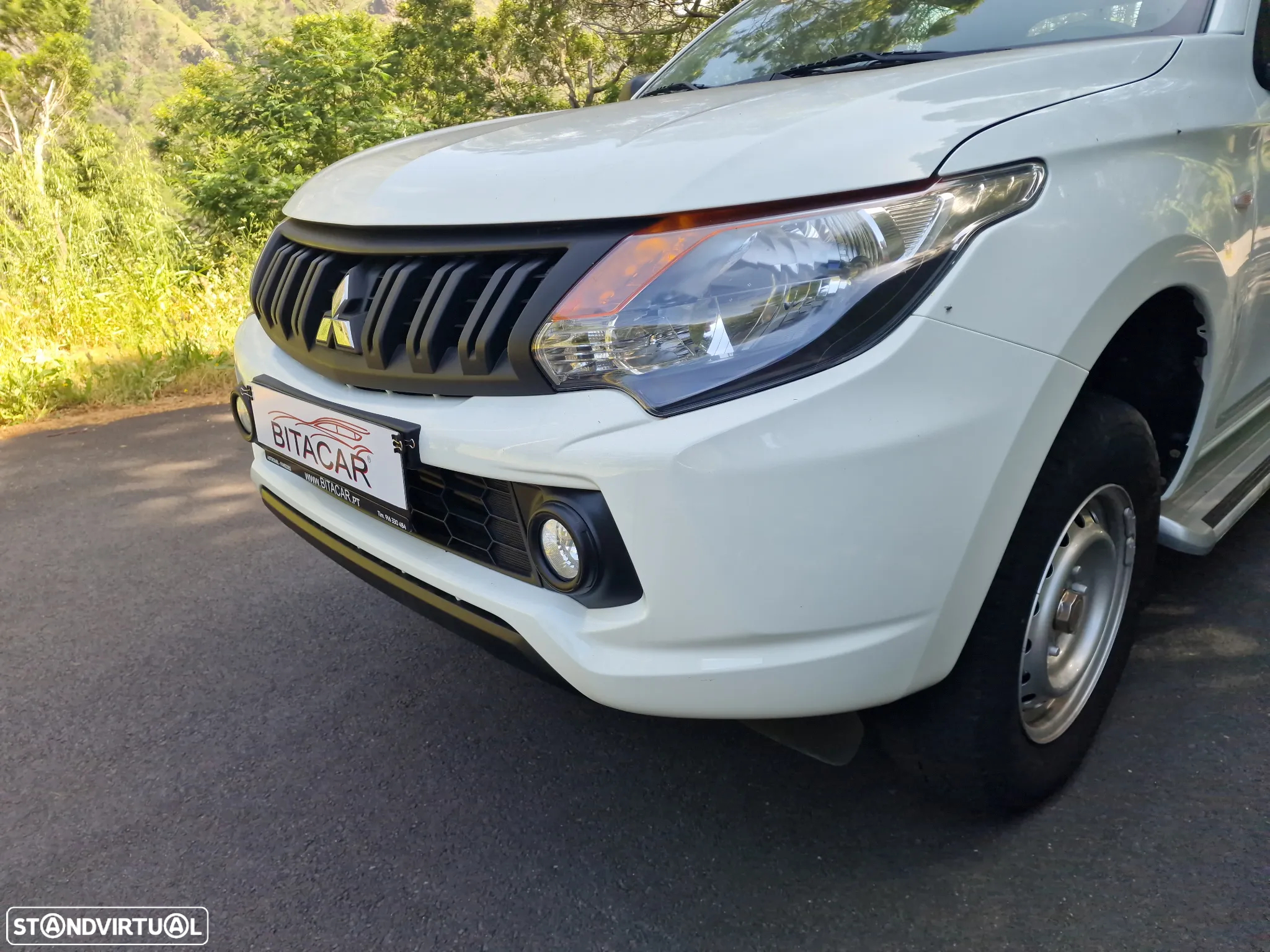 Mitsubishi L200 - 12