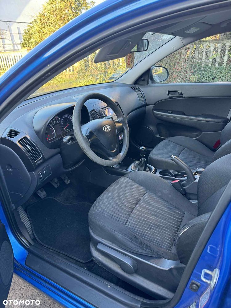 Hyundai i30 1.6 CRDi Classic + - 13