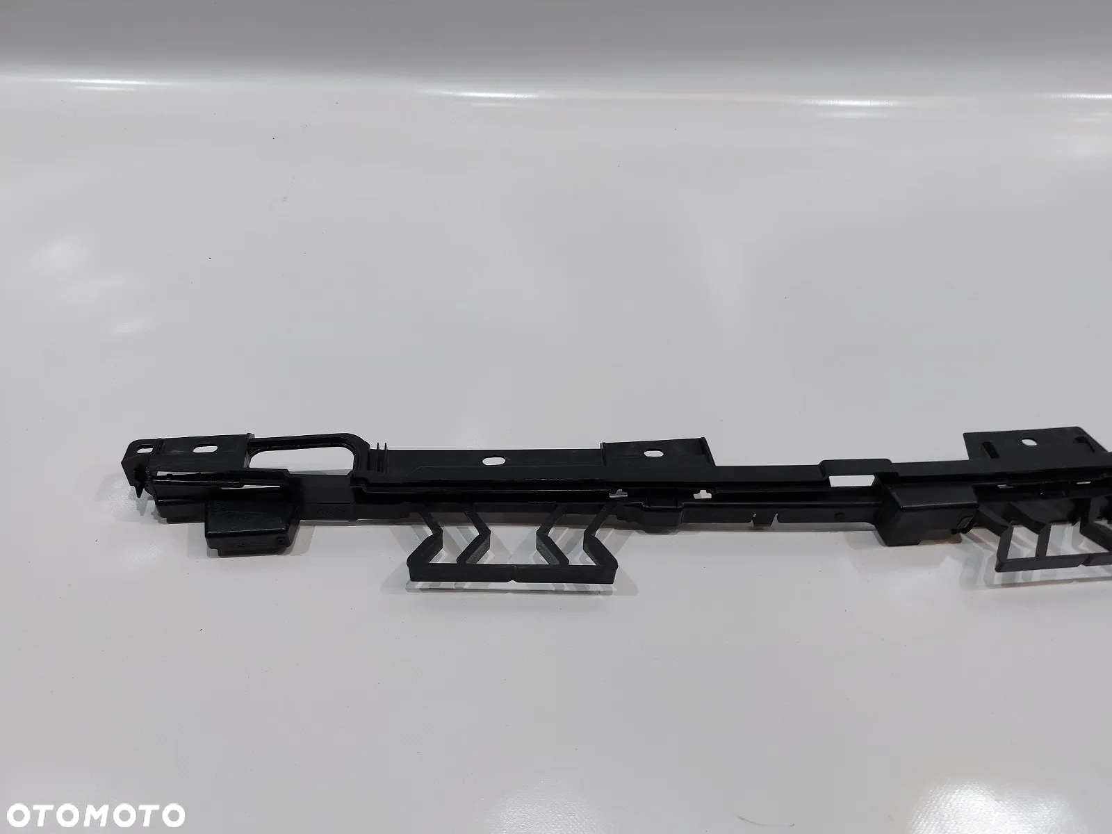 ŚLIZG ABSORBER ZDERZAKA TYŁ MERCEDES W223 A2238858100 - 2