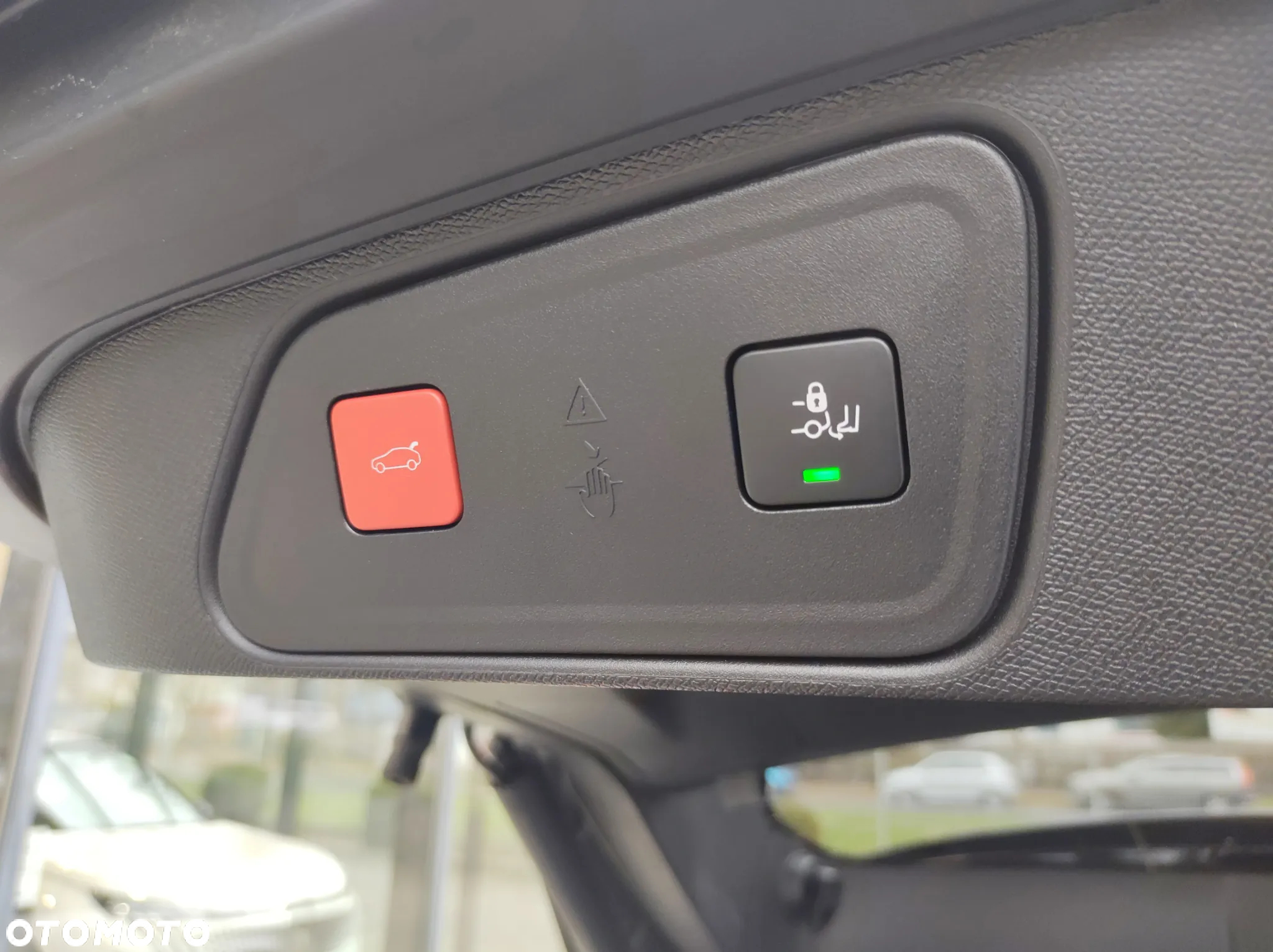 Peugeot 3008 1.6 PureTech Hybrid PHEV Allure Pack S&S EAT8 - 17